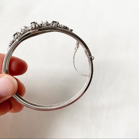 Premier Designs Bangle Ruby Silver bracelet - Picture 6 of 7